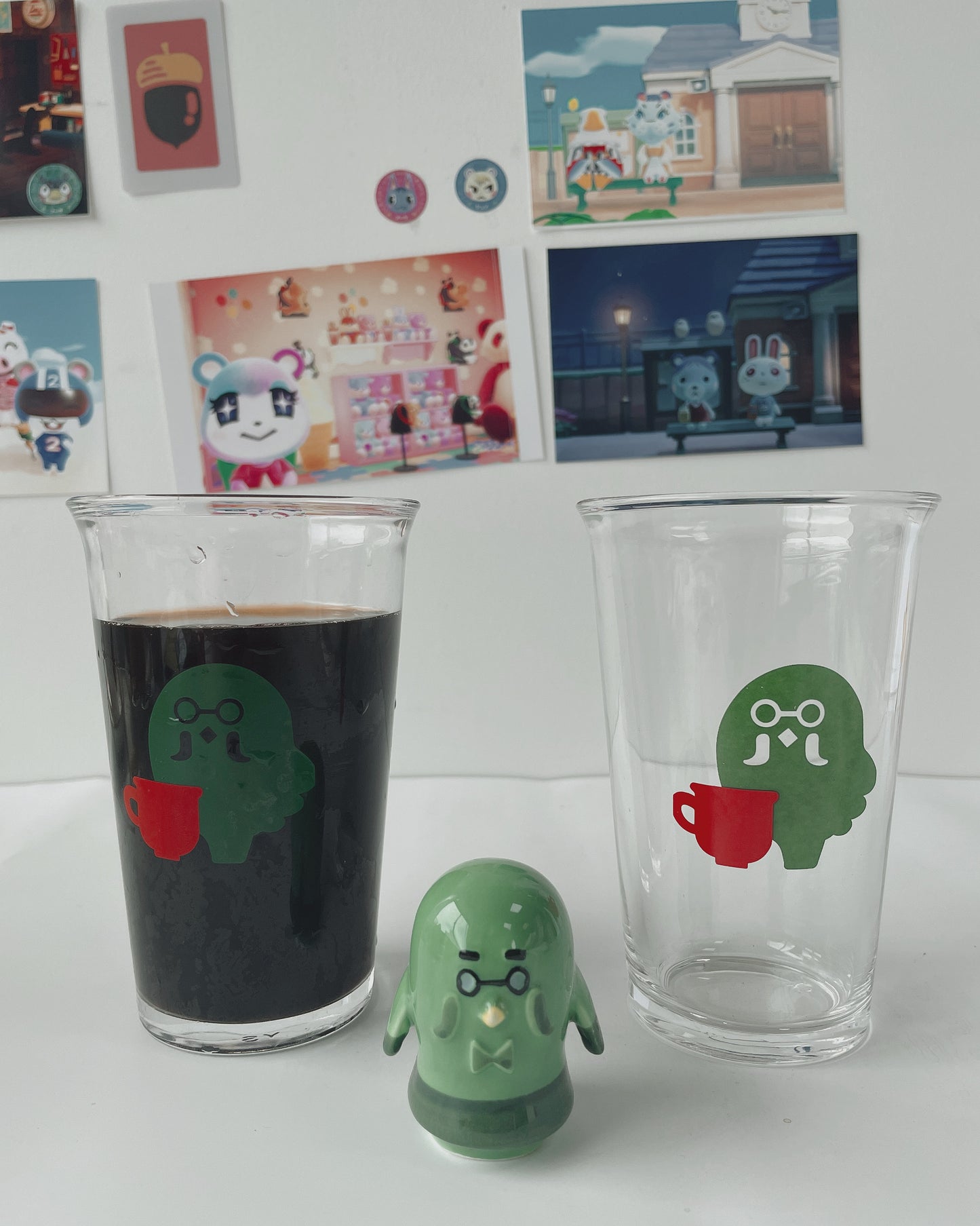 Animalcrossing The Roost Brewster glass