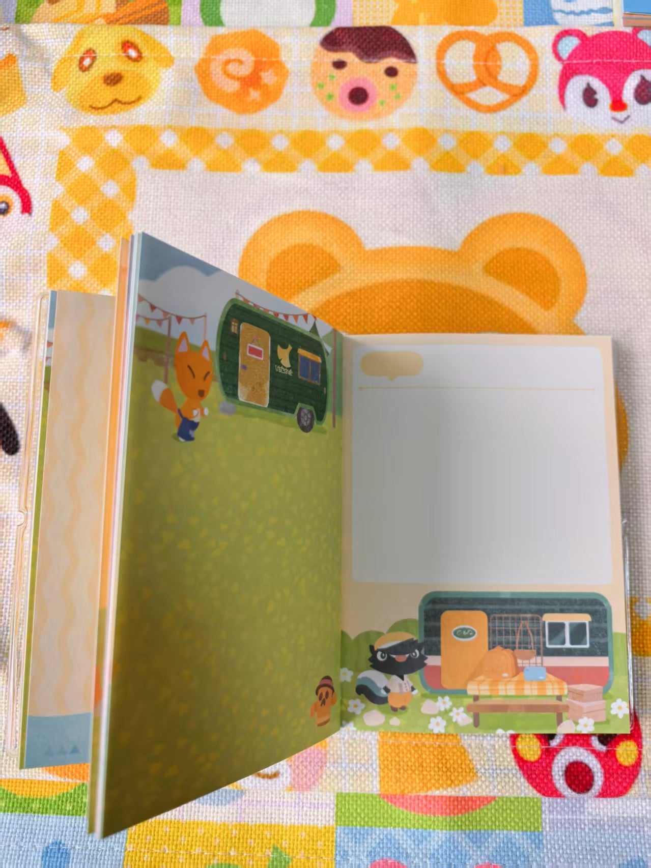 Adorable Animal Crossing Themed Sketchbook Journal - 128 Lined Pages, 14x10cm Portable Size